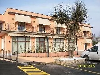 Moro Freoni Hotel